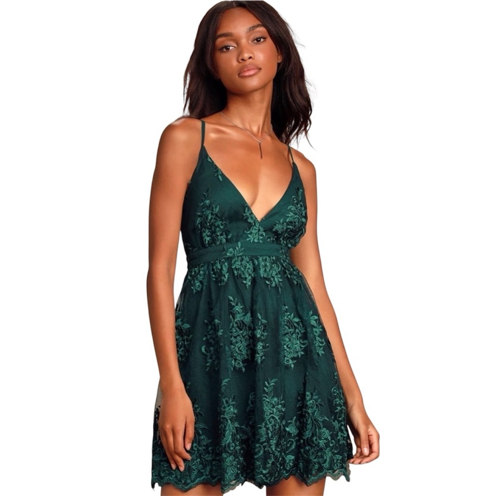 Lulus A Love To Remember Emerald Green Lace Backless Skater Dress XS